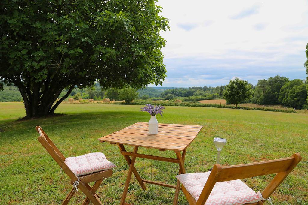 Gites Boutique Villamblard Ngoại thất bức ảnh